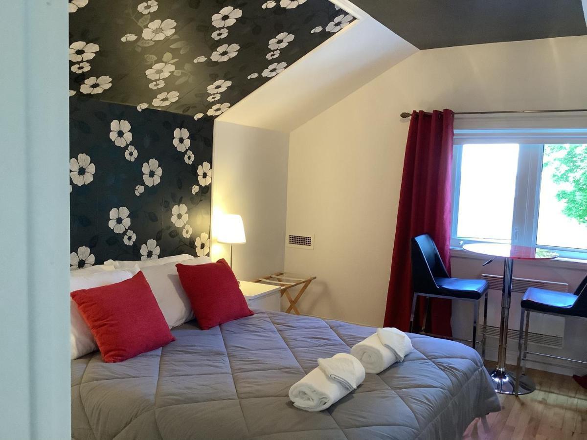Lotbiniere Les Saisons Du Fleuve Bed & Breakfast エクステリア 写真